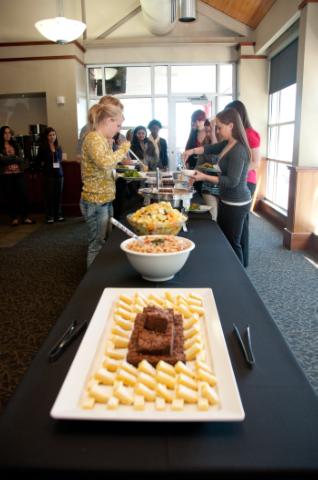 Luncheon buffet